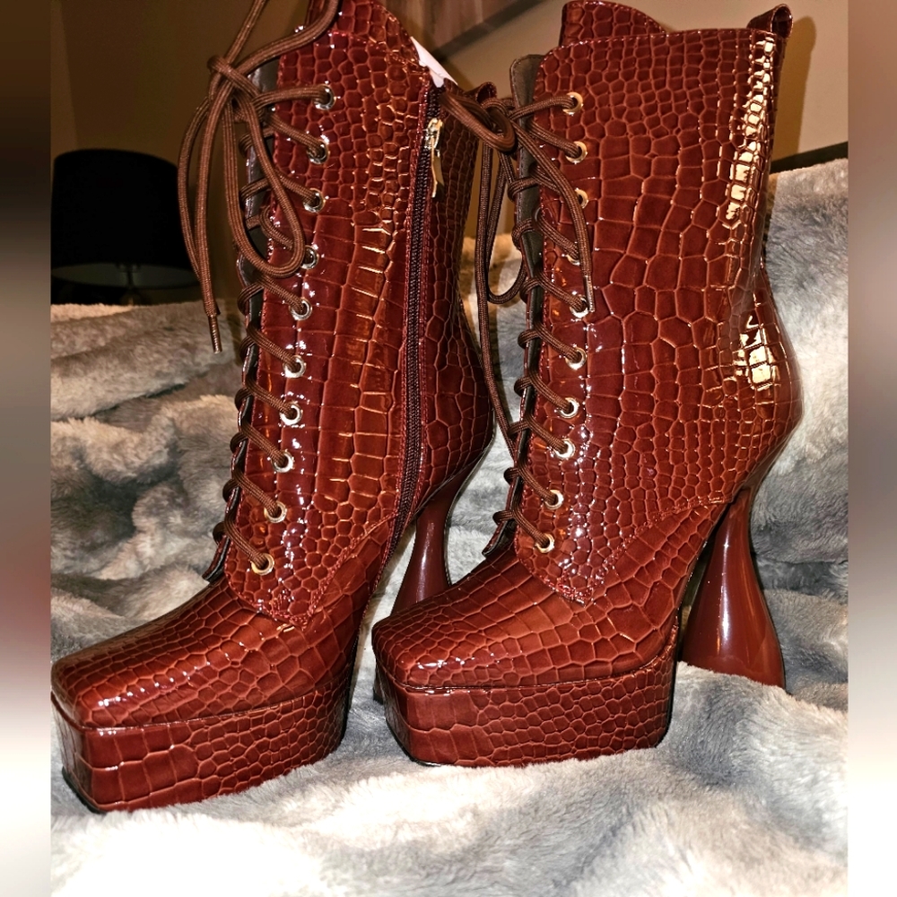 Boots Booties Akira Snakeskin patent leather